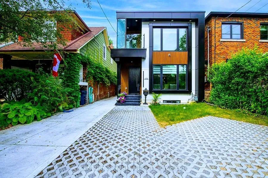 Photo 3 of 978 Carlaw Avenue, Toronto, Broadview North — HOMEH