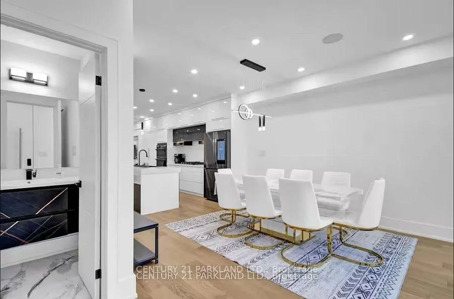 Photo 8 of 978 Carlaw Avenue, Toronto, Broadview North — HOMEH