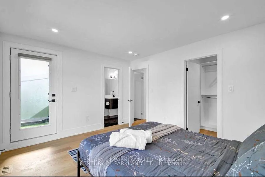 Photo 19 of 978 Carlaw Avenue, Toronto, Broadview North — HOMEH