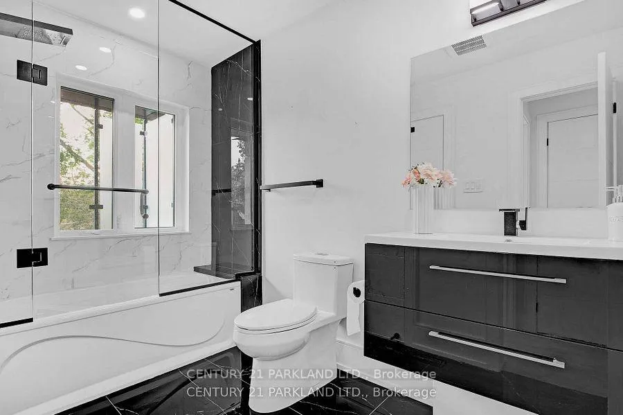Photo 21 of 978 Carlaw Avenue, Toronto, Broadview North — HOMEH