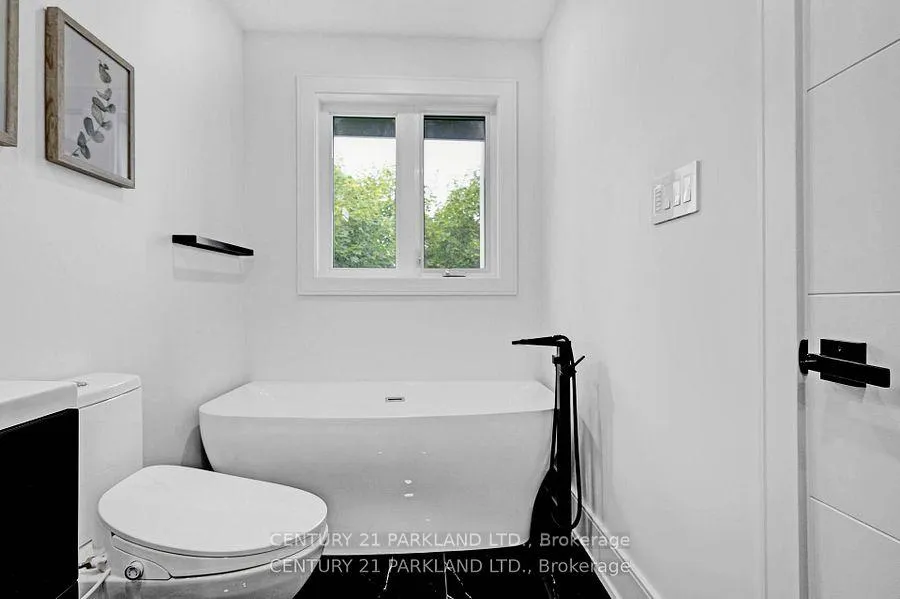 Photo 32 of 978 Carlaw Avenue, Toronto, Broadview North — HOMEH