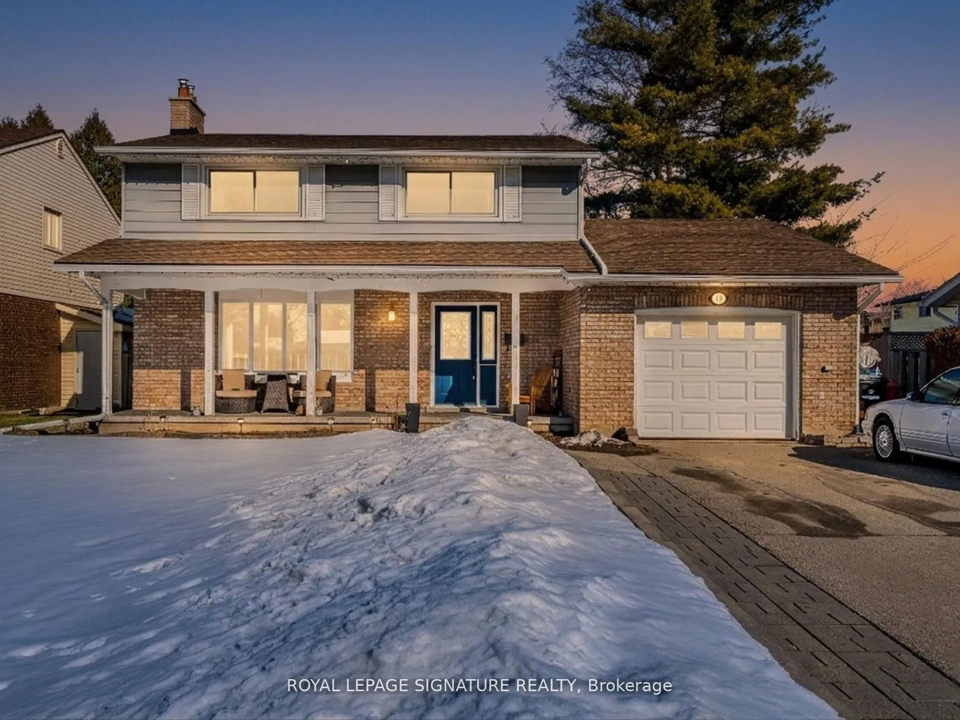 Photo 2 of 16 Alderwood Crescent, Cambridge — HOMEH