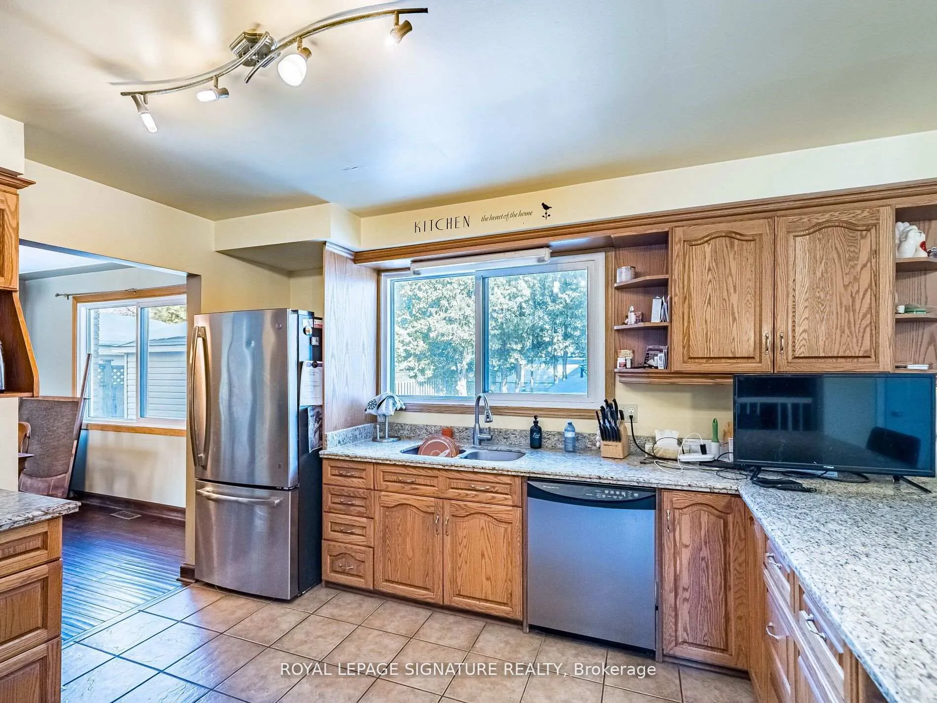 Photo 14 of 16 Alderwood Crescent, Cambridge — HOMEH