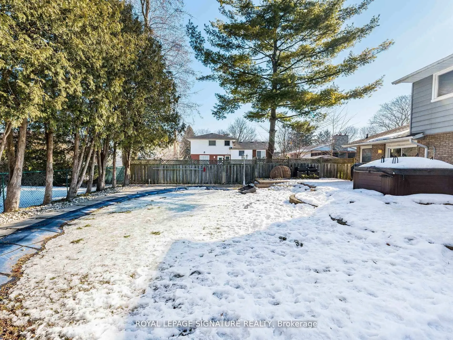 Photo 40 of 16 Alderwood Crescent, Cambridge — HOMEH
