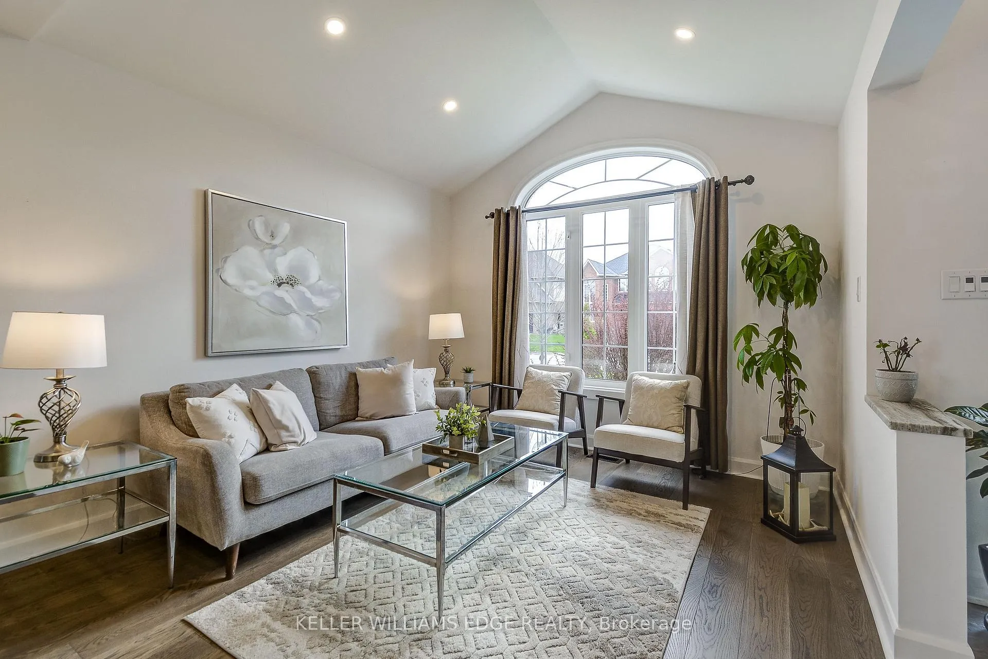 Photo 2 of 29 Wiltshire Place, Hamilton, Meadowlands — HOMEH