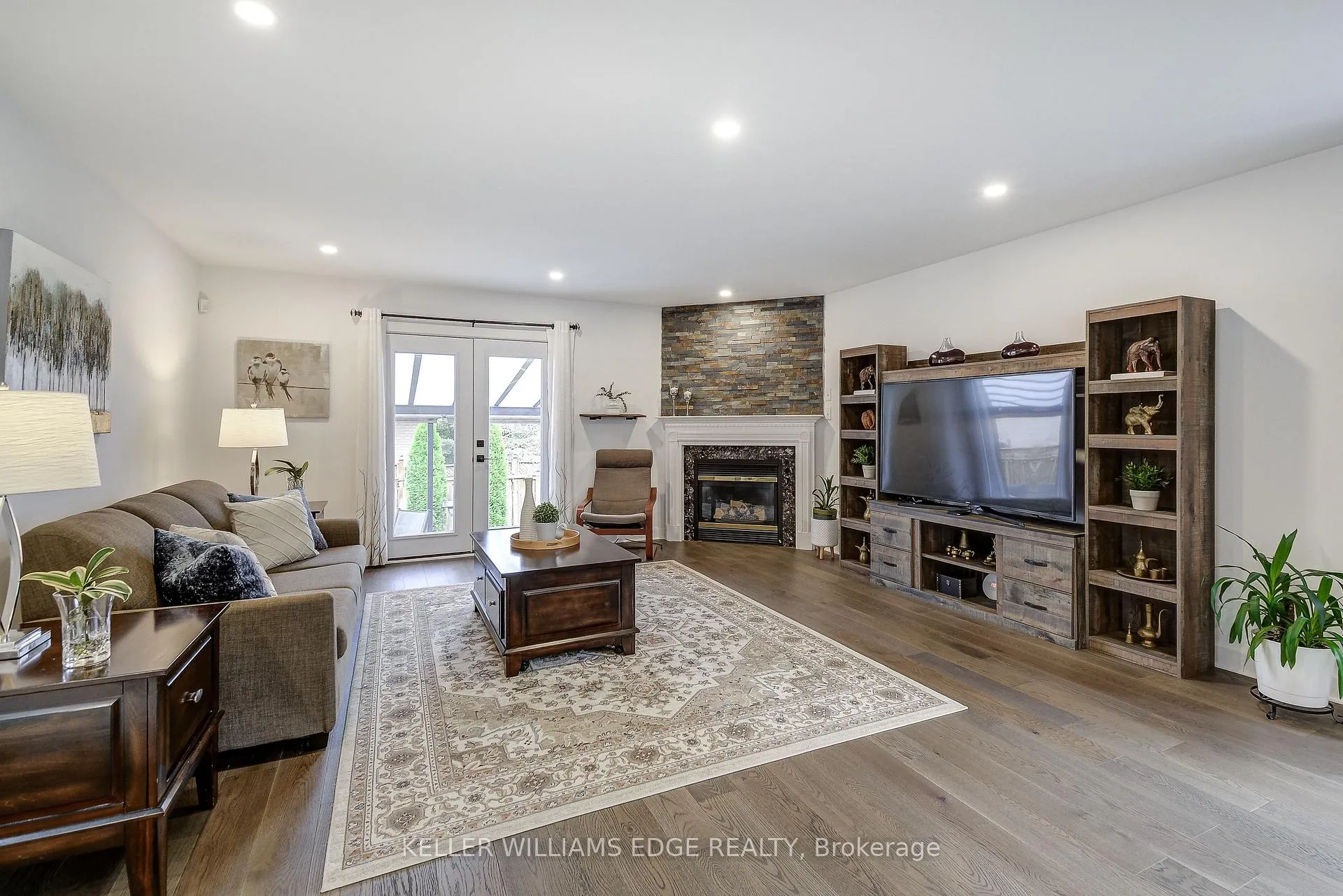 Photo 12 of 29 Wiltshire Place, Hamilton, Meadowlands — HOMEH