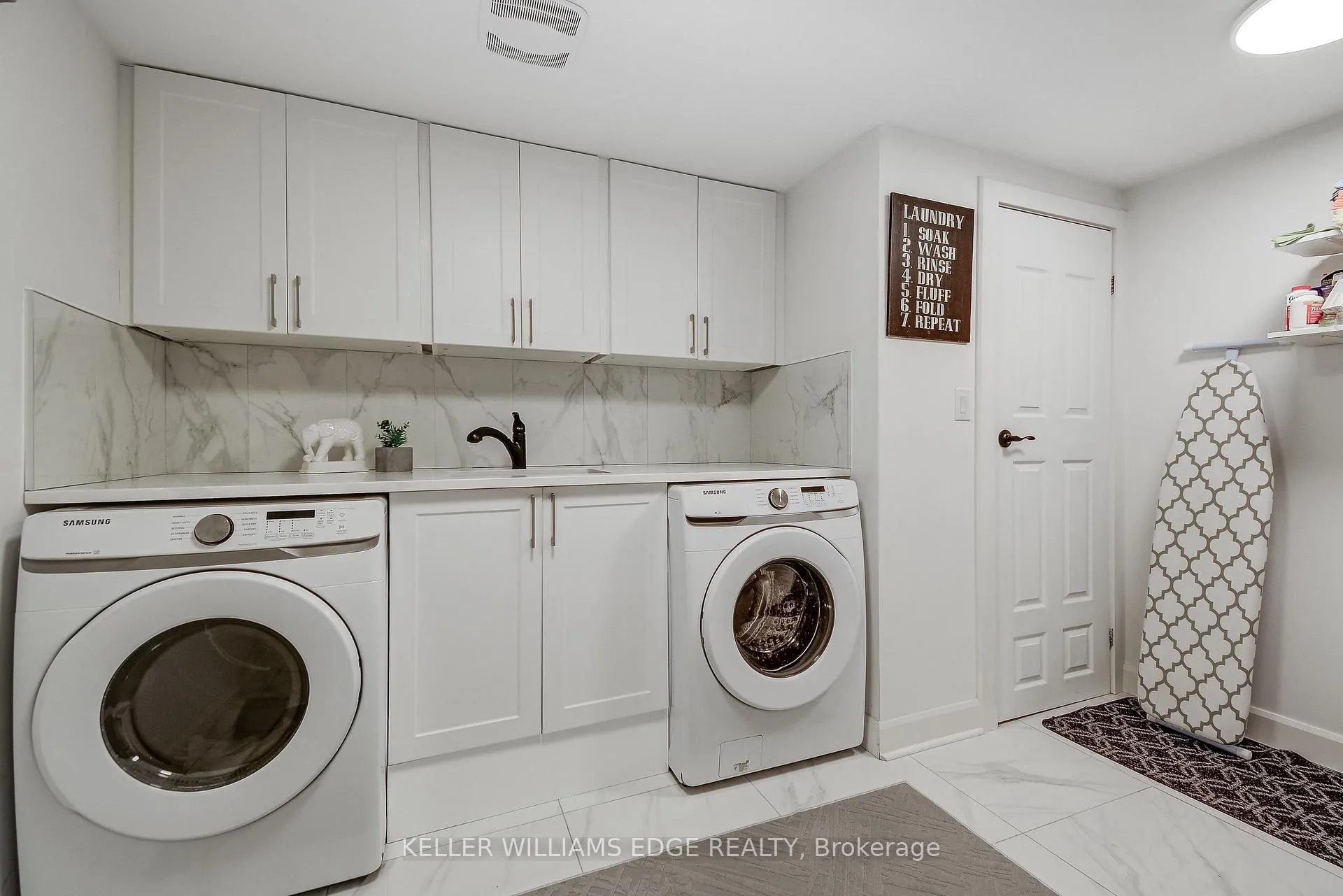Photo 25 of 29 Wiltshire Place, Hamilton, Meadowlands — HOMEH