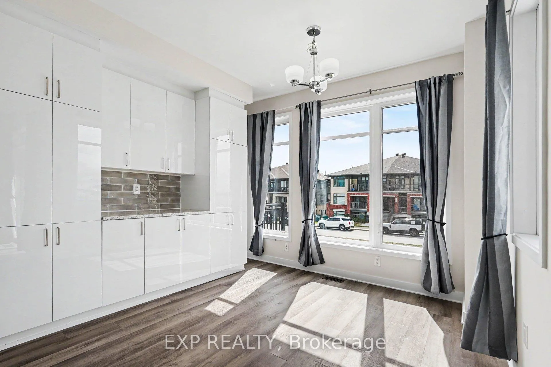 Photo 7 of 82 Franchise Private, Ottawa, Kanata - Emerald Meadows/Trailwest — HOMEH