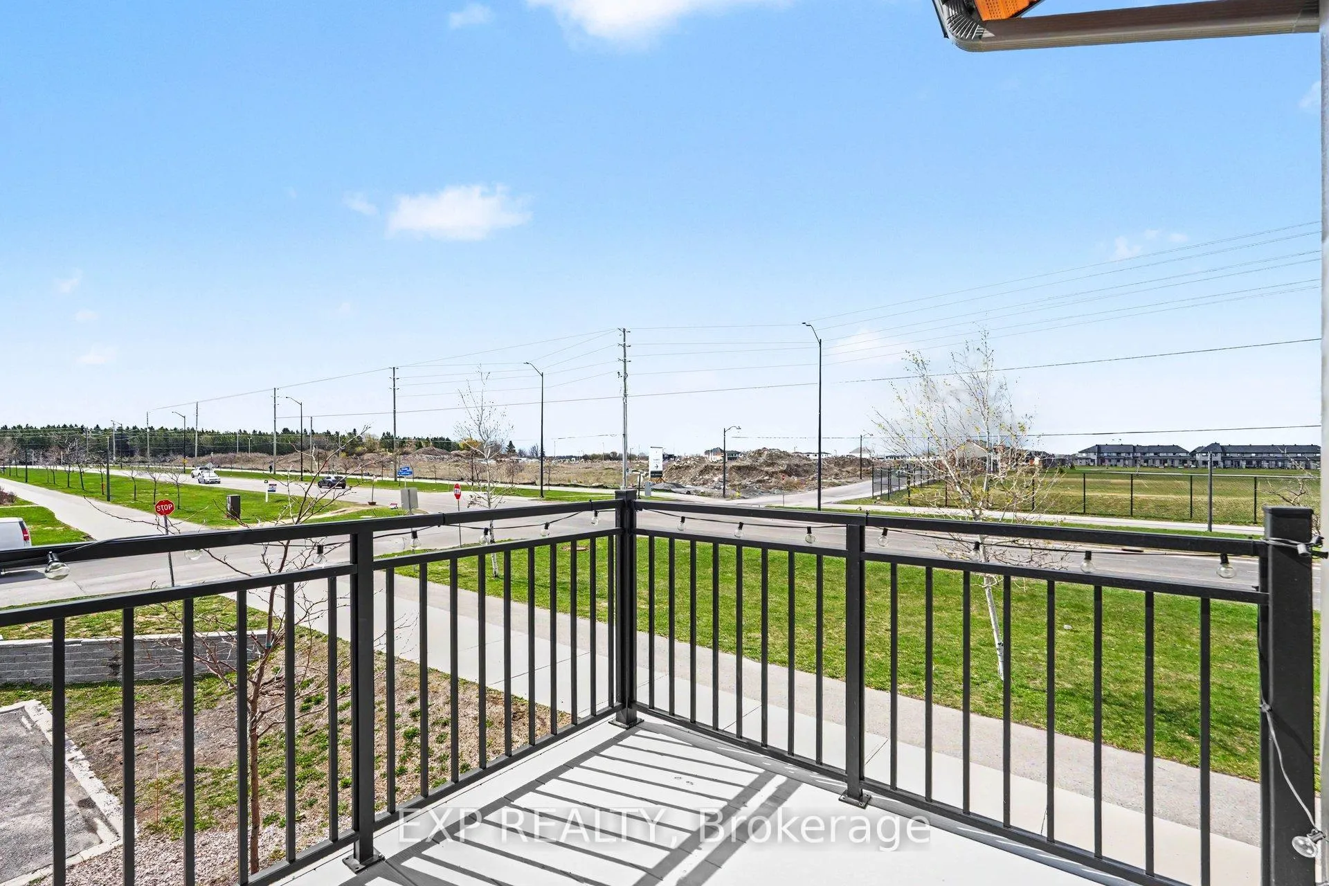 Photo 11 of 82 Franchise Private, Ottawa, Kanata - Emerald Meadows/Trailwest — HOMEH