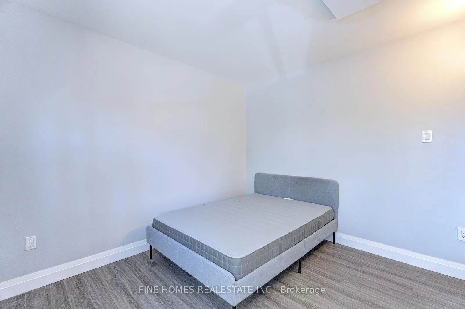 Photo 11 of 1762 Keele Street, Toronto, Keelesdale-Eglinton West — HOMEH