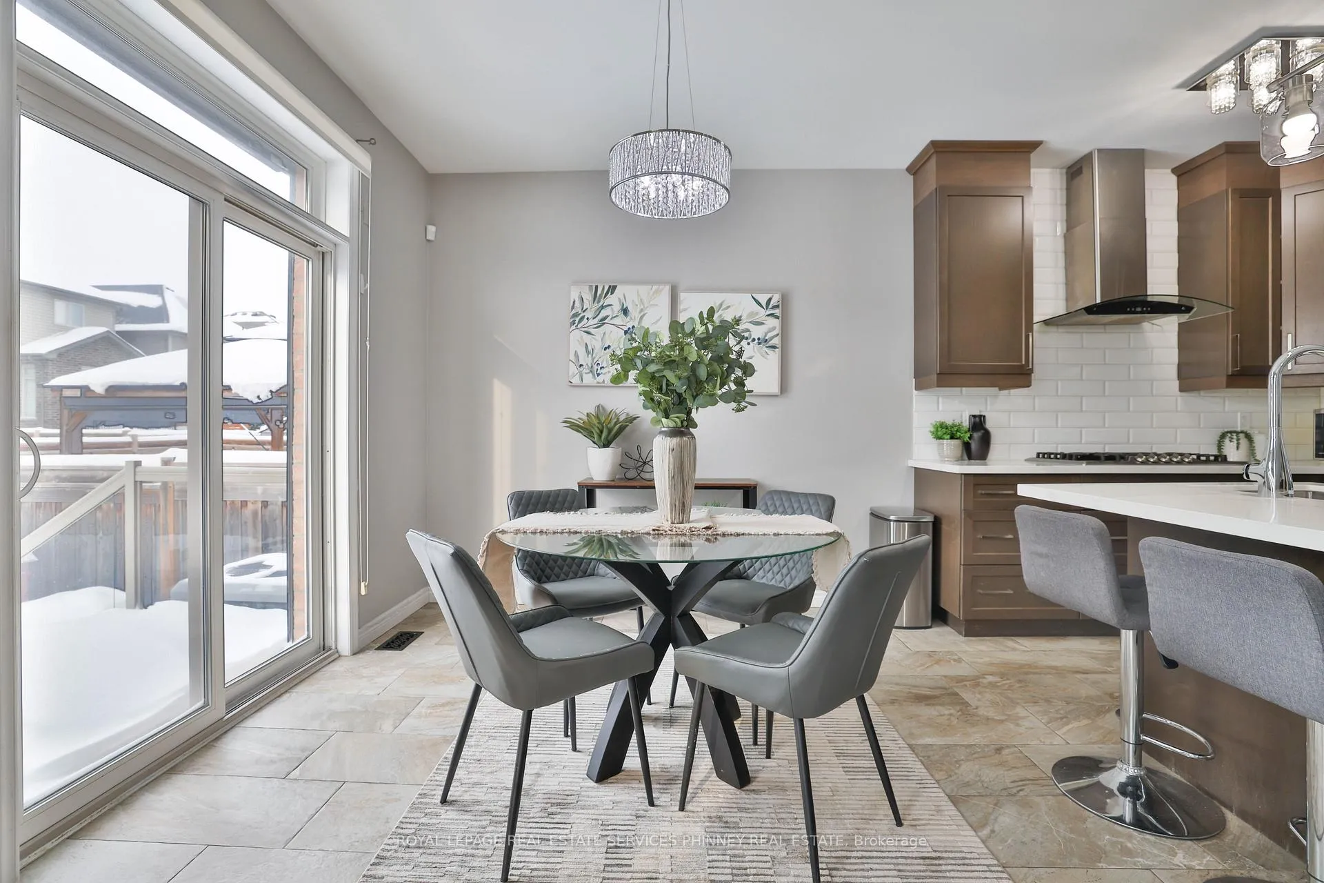 Photo 11 of 15 Cutts Crescent, Hamilton, Binbrook — HOMEH