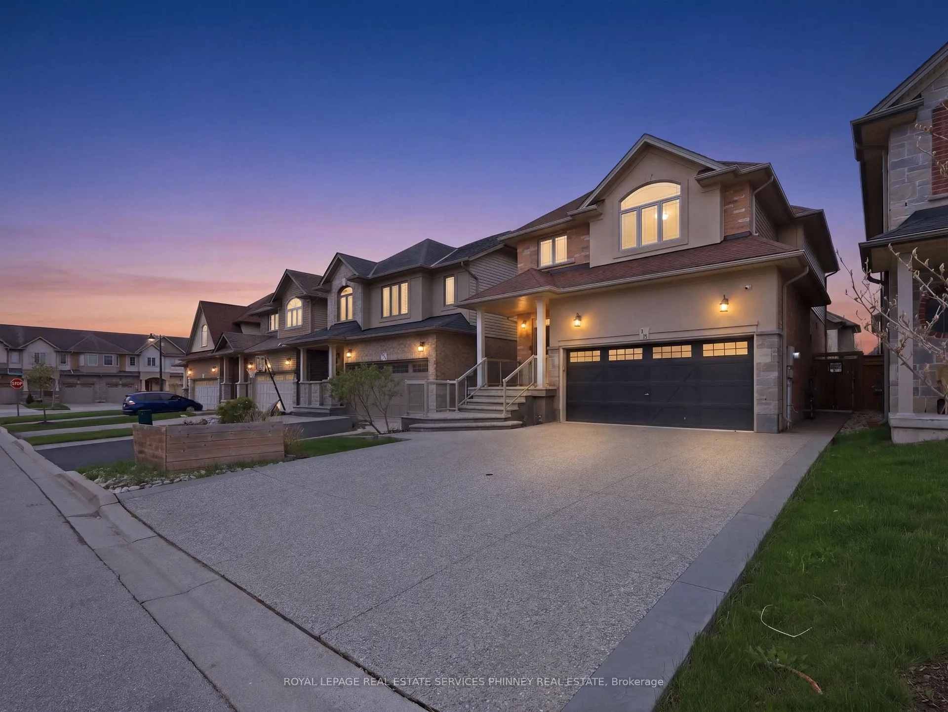 Photo 30 of 15 Cutts Crescent, Hamilton, Binbrook — HOMEH