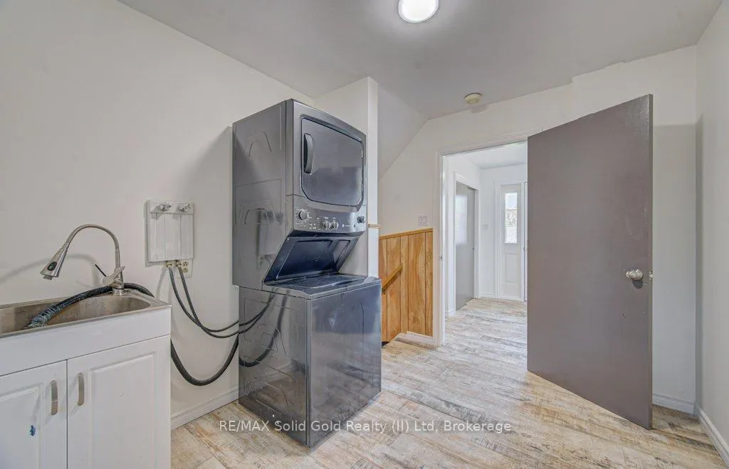 Photo 32 of 79 Woodhaven Road, Kitchener — HOMEH
