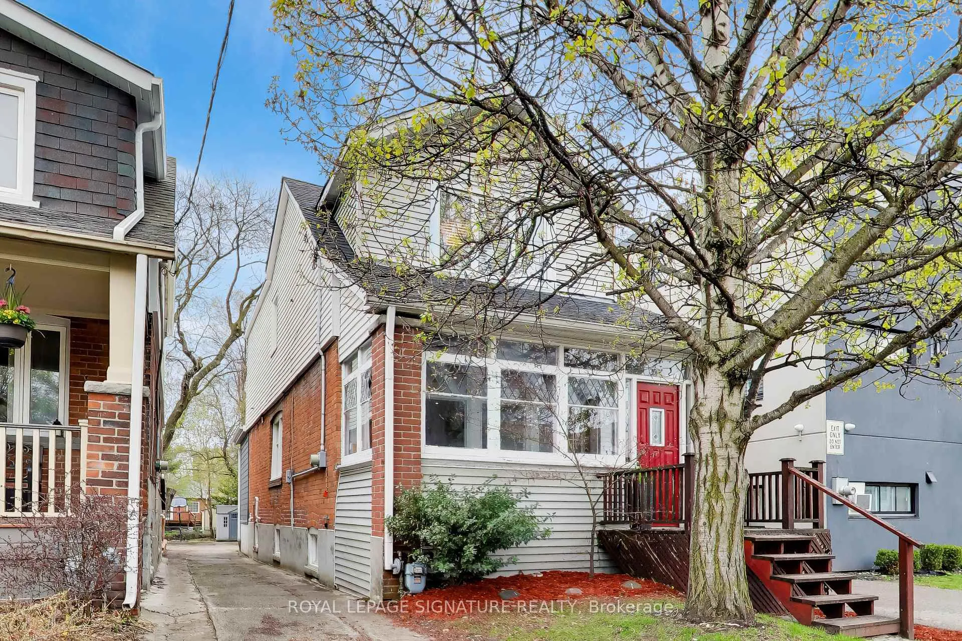 Front of 259 Torrens Avenue