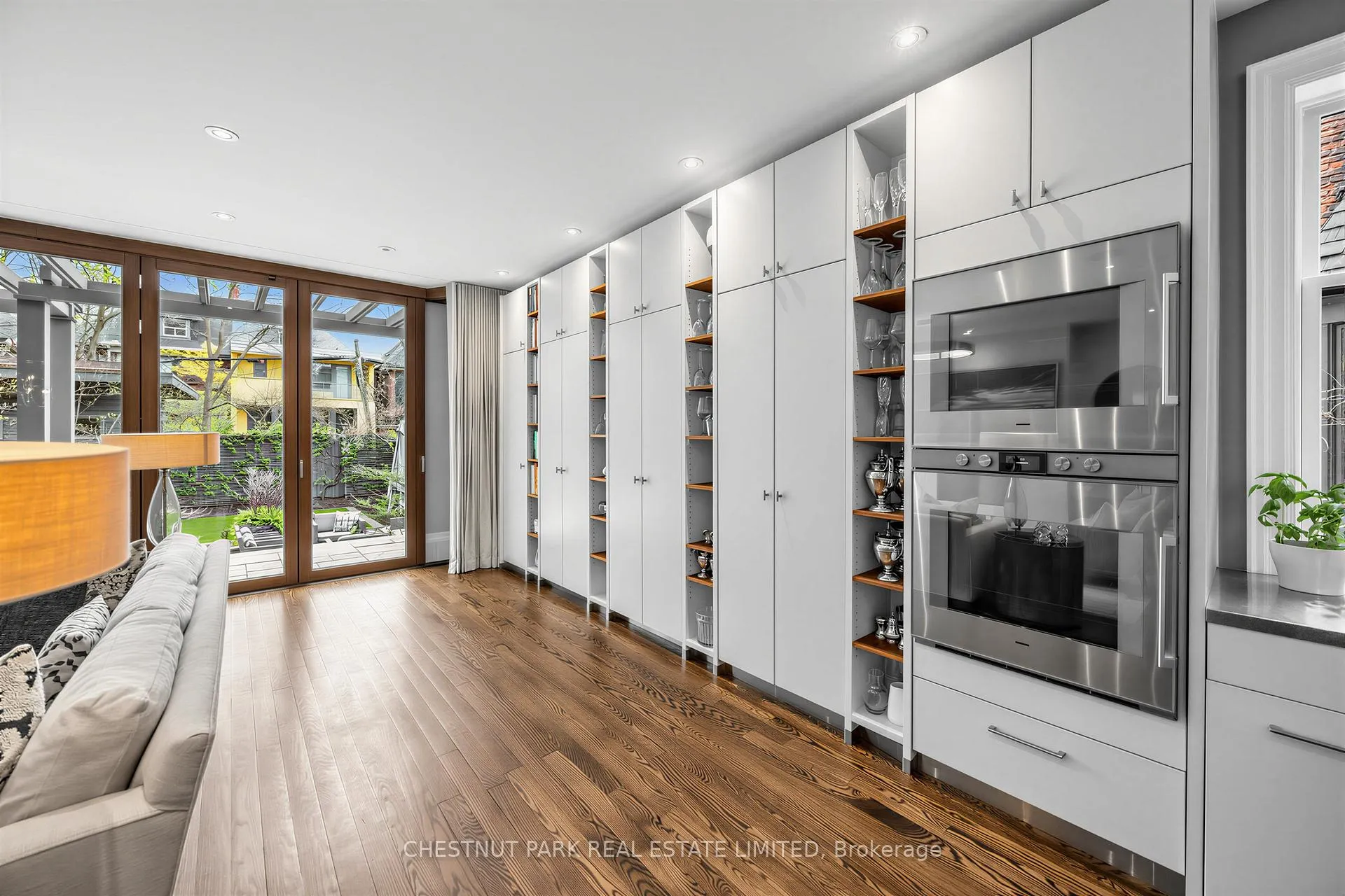 Photo 7 of 94 Walmer Road, Toronto, The Annex — HOMEH