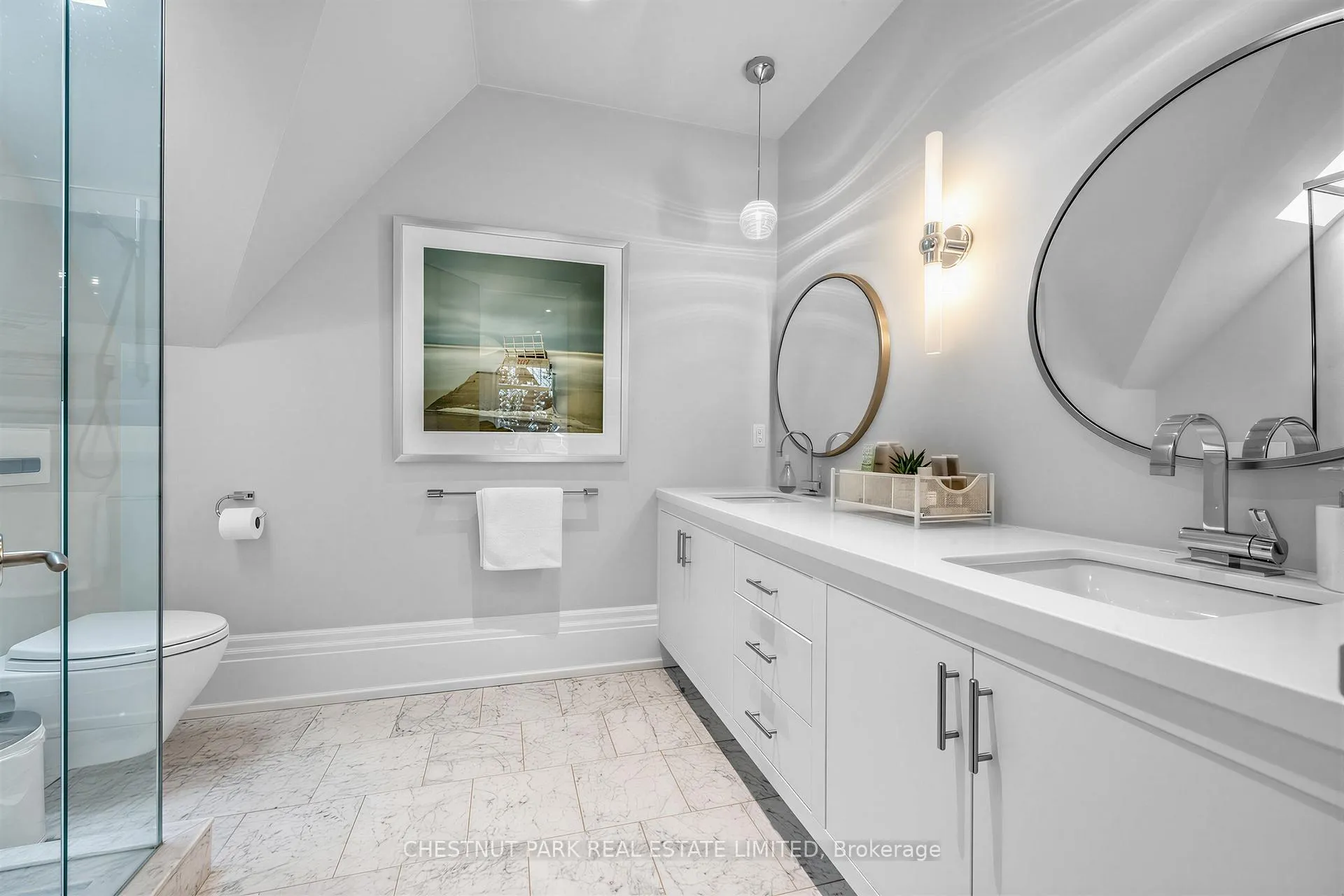 Photo 22 of 94 Walmer Road, Toronto, The Annex — HOMEH
