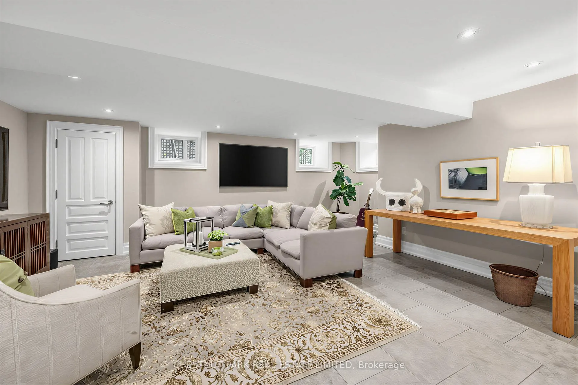 Photo 23 of 94 Walmer Road, Toronto, The Annex — HOMEH