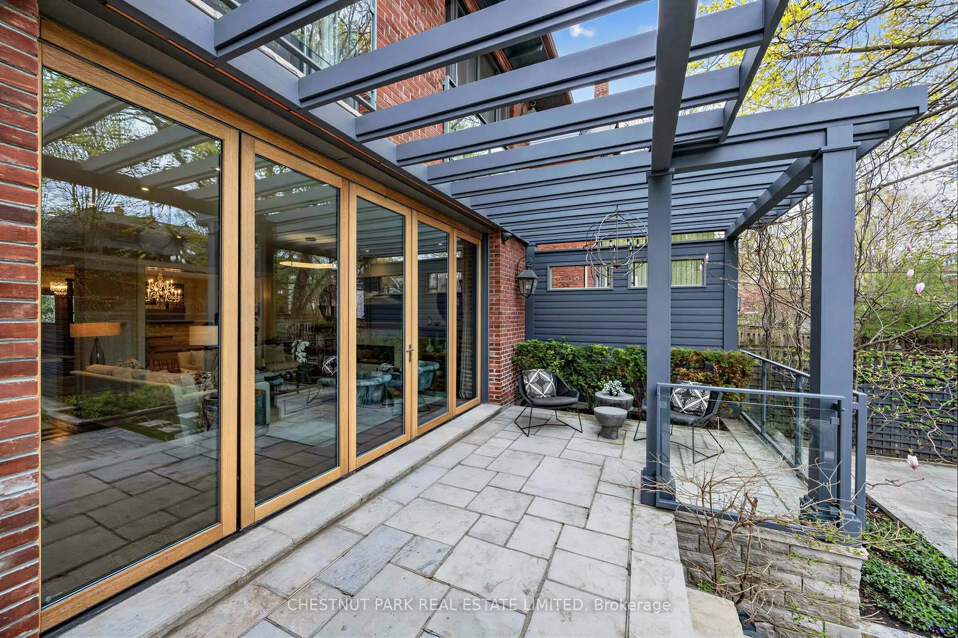 Photo 28 of 94 Walmer Road, Toronto, The Annex — HOMEH
