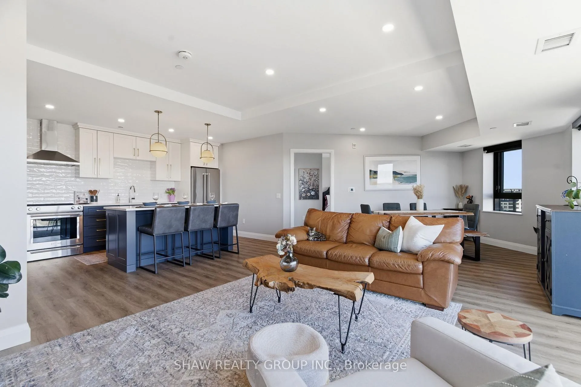 Photo 21 of Unit 805, 332 Gosling Gardens, Guelph, Clairfields/Hanlon Business Park — HOMEH