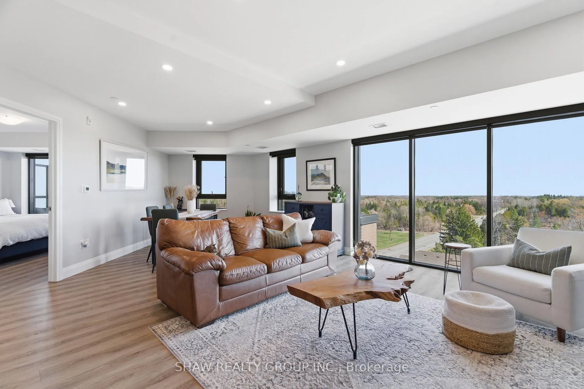 Photo 22 of Unit 805, 332 Gosling Gardens, Guelph, Clairfields/Hanlon Business Park — HOMEH