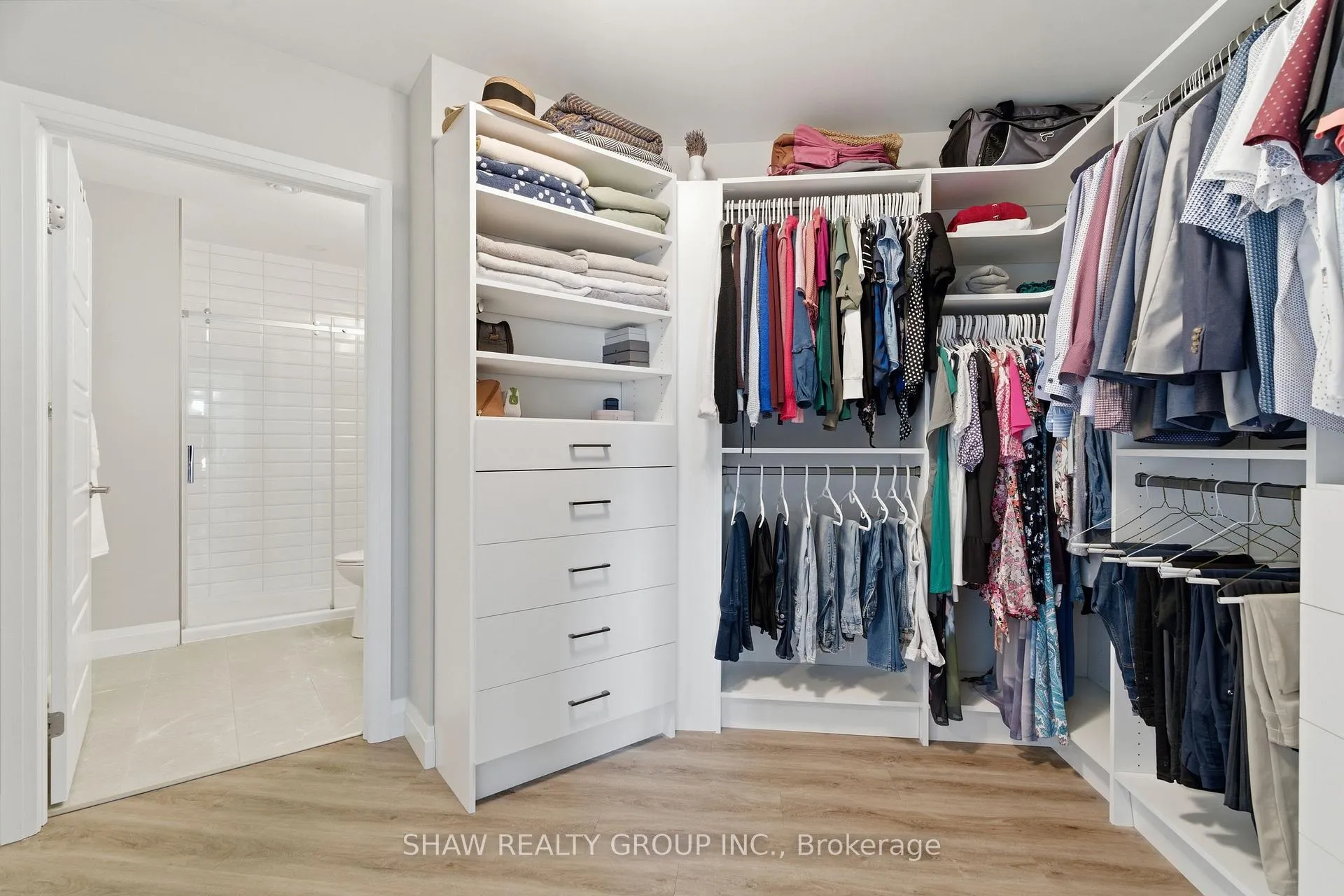 Photo 29 of Unit 805, 332 Gosling Gardens, Guelph, Clairfields/Hanlon Business Park — HOMEH