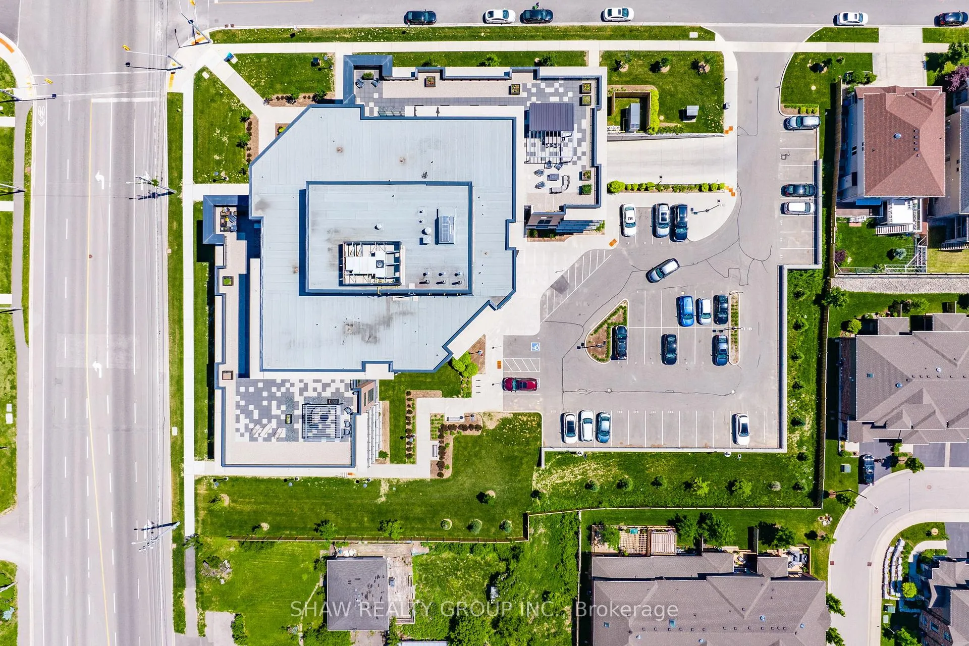 Photo 48 of Unit 805, 332 Gosling Gardens, Guelph, Clairfields/Hanlon Business Park — HOMEH
