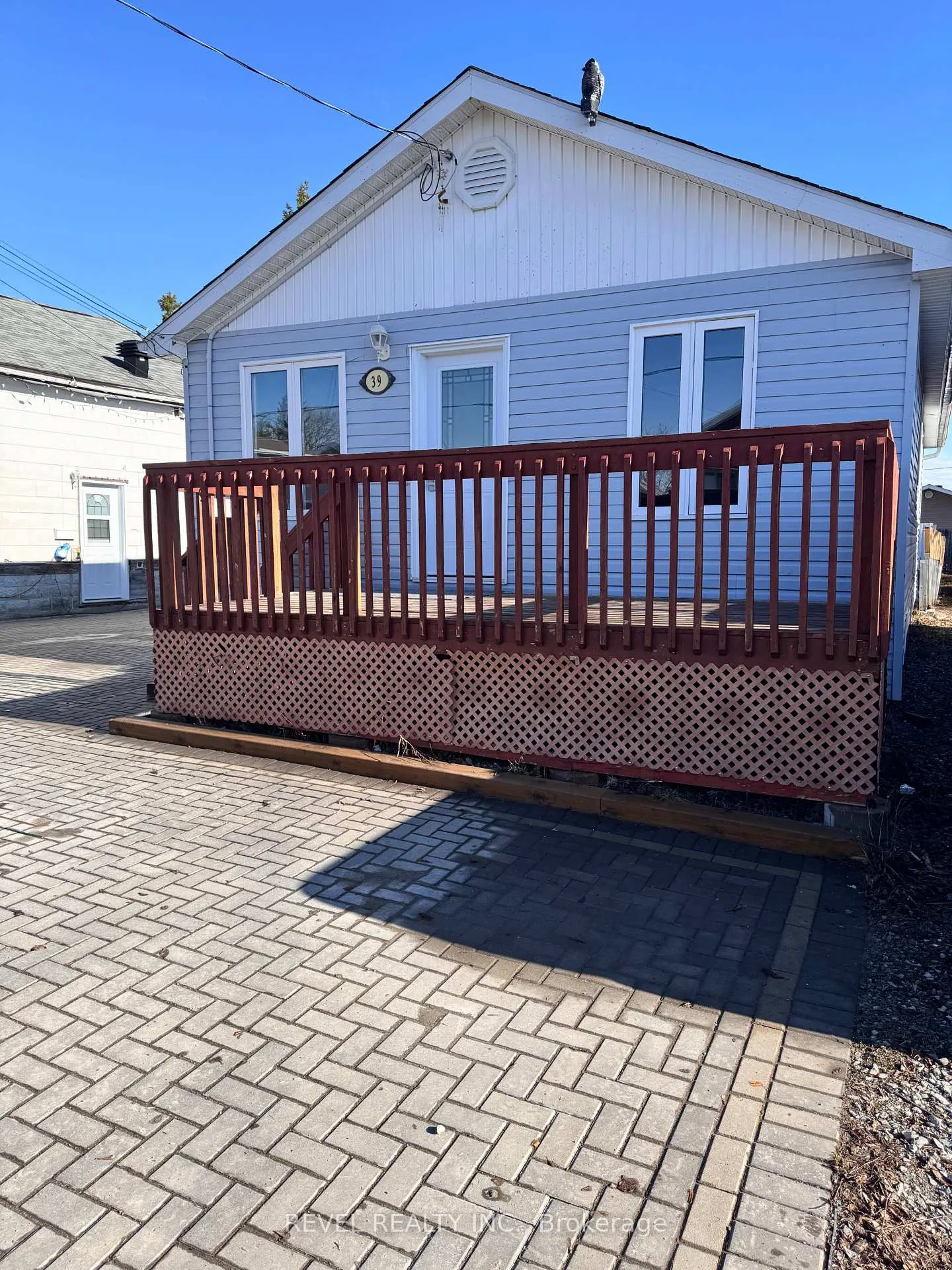 Photo 2 of 39 Crescent Avenue, Timmins, TM - TNW - Algonquin to Jubilee — HOMEH