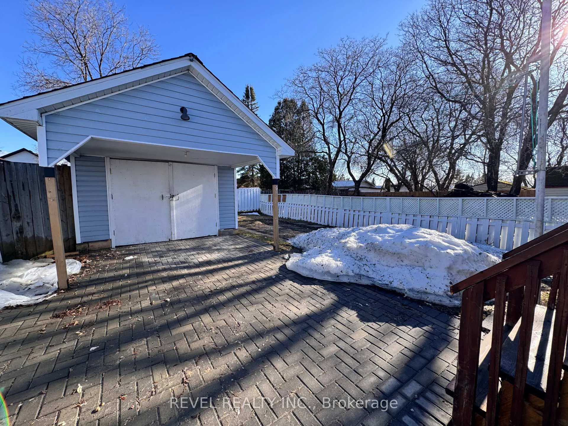 Photo 5 of 39 Crescent Avenue, Timmins, TM - TNW - Algonquin to Jubilee — HOMEH