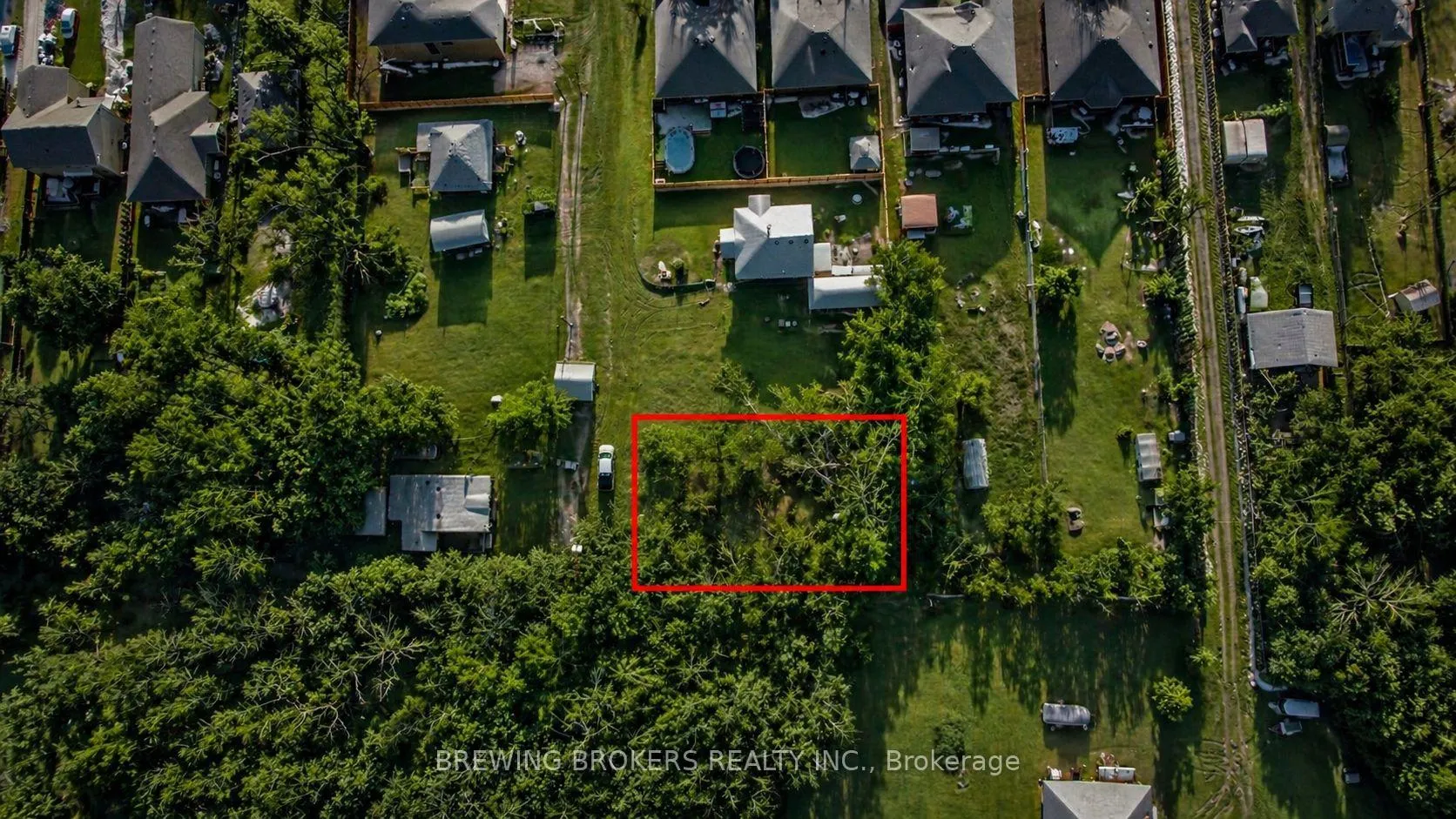 Photo 3 of 1422 Maple Way, Innisfil, Rural Innisfil — HOMEH