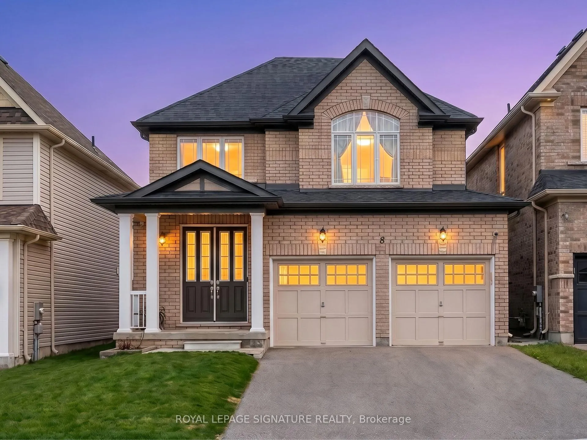 Photo 1 of 8 Clear Spring Avenue, Georgina, Keswick South — HOMEH