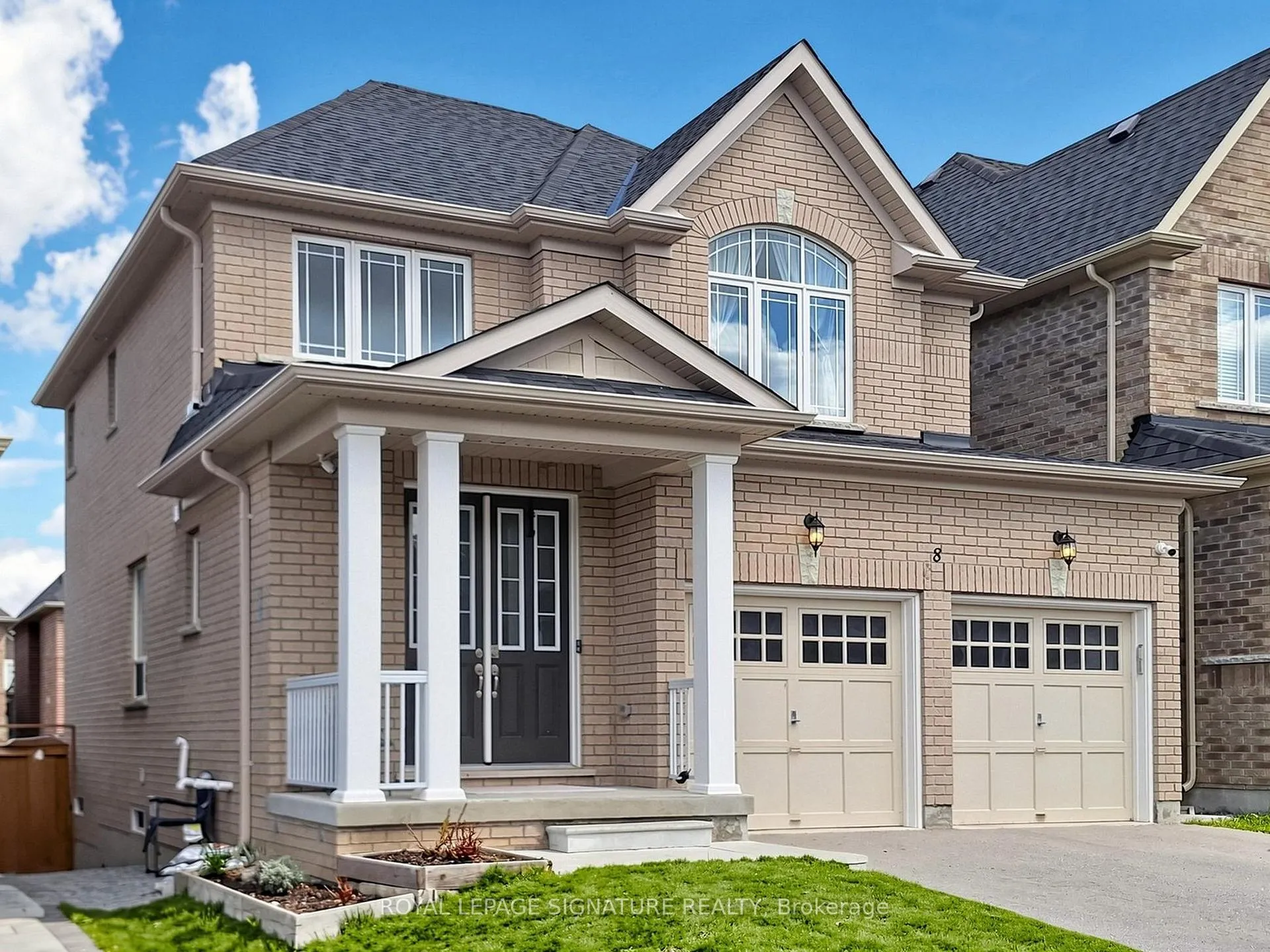 Photo 4 of 8 Clear Spring Avenue, Georgina, Keswick South — HOMEH