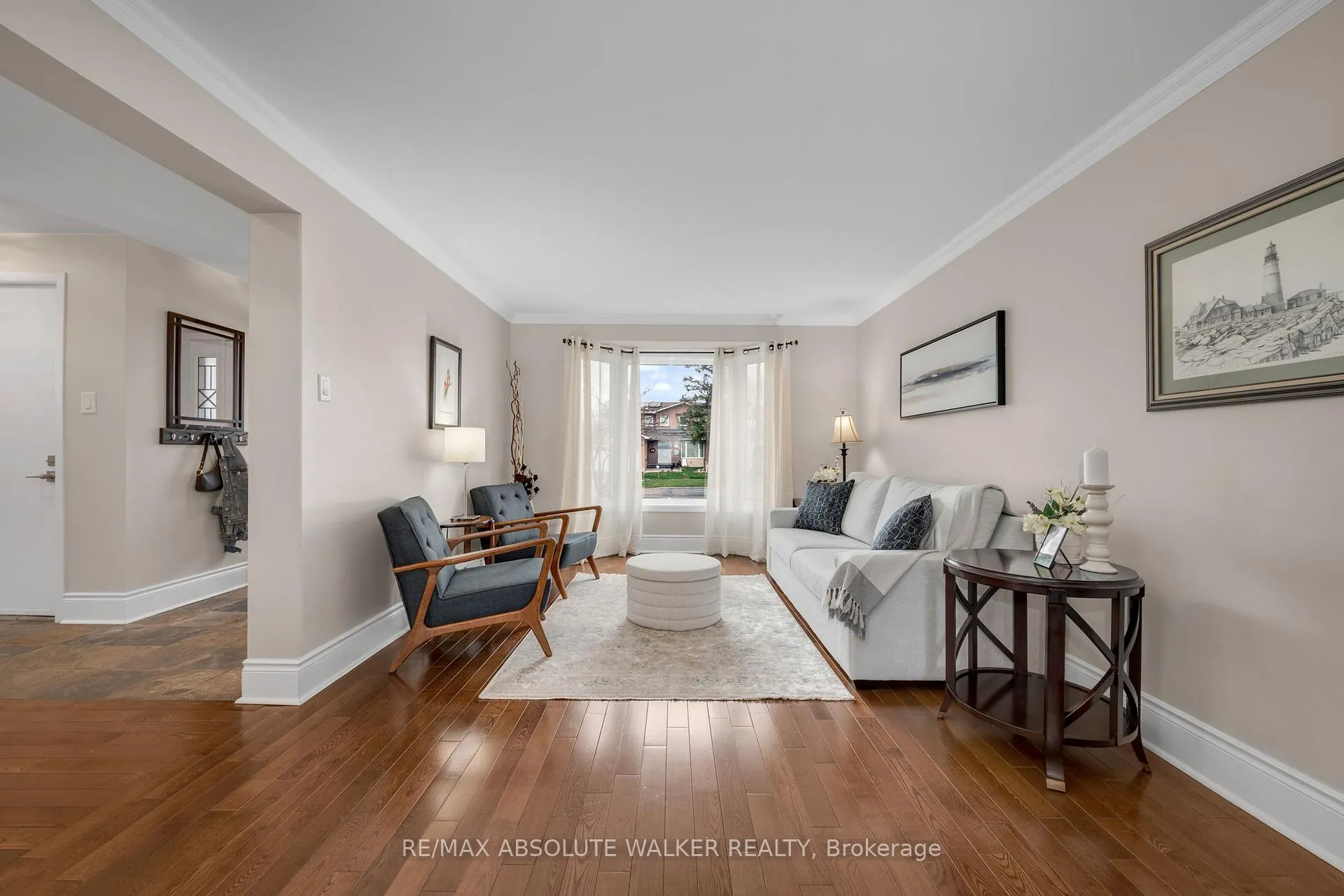 Photo 7 of 5935 Meadowglen Drive, Ottawa, Chapel Hill — HOMEH