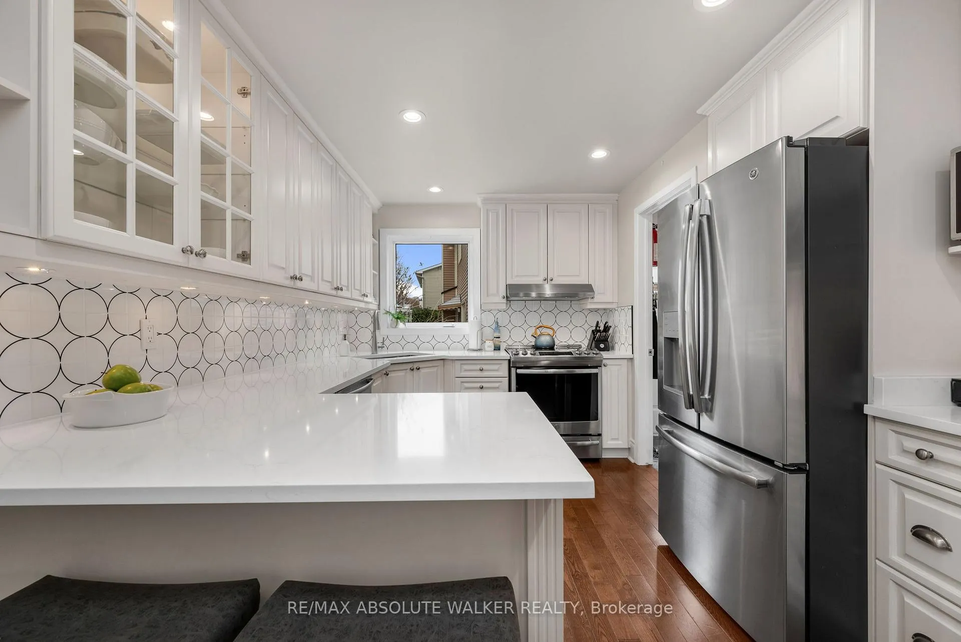 Photo 13 of 5935 Meadowglen Drive, Ottawa, Chapel Hill — HOMEH