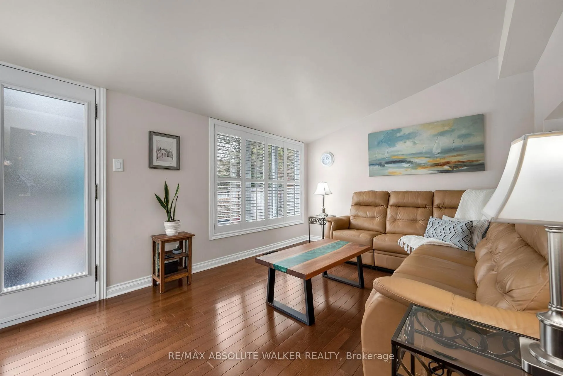 Photo 16 of 5935 Meadowglen Drive, Ottawa, Chapel Hill — HOMEH