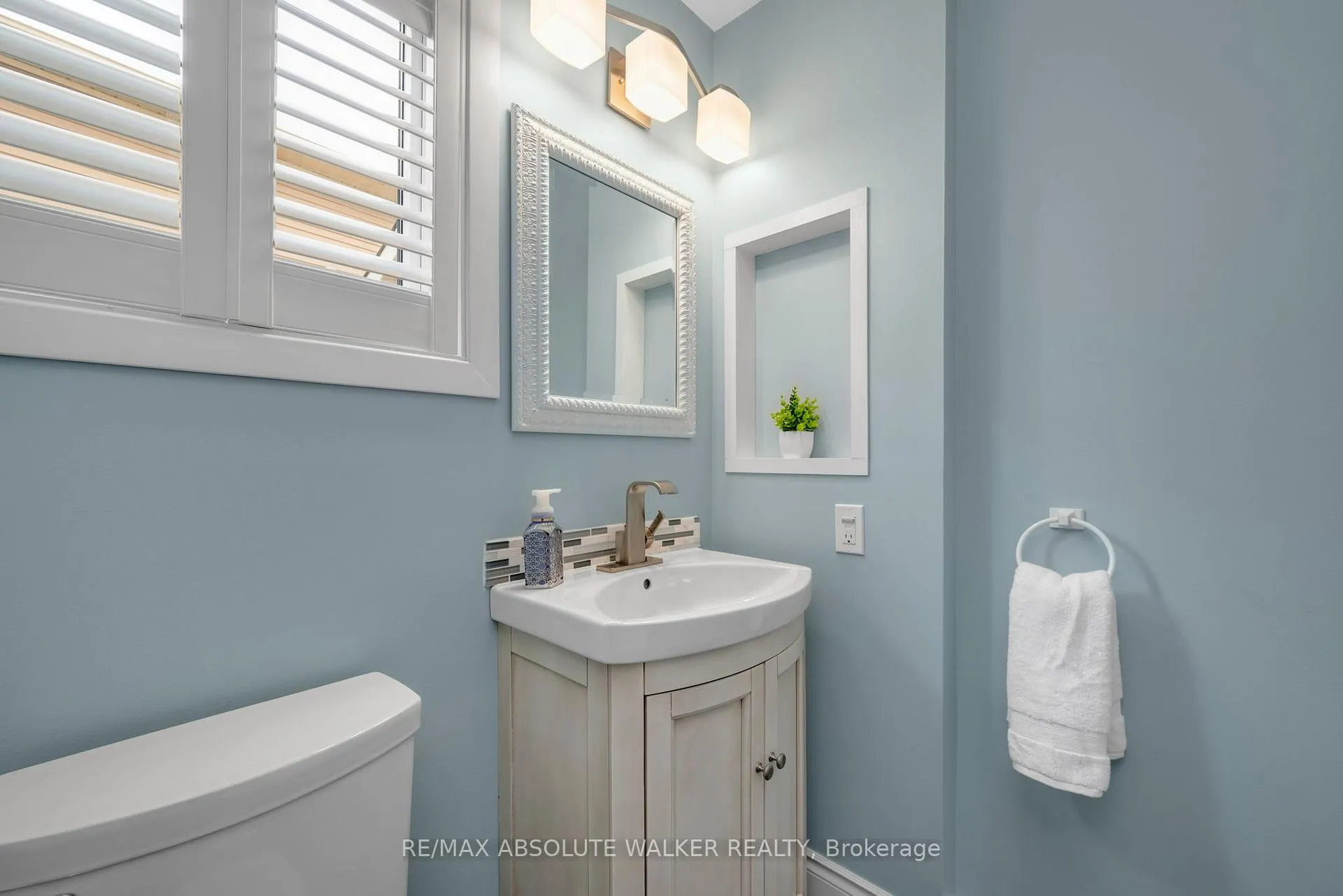 Photo 19 of 5935 Meadowglen Drive, Ottawa, Chapel Hill — HOMEH