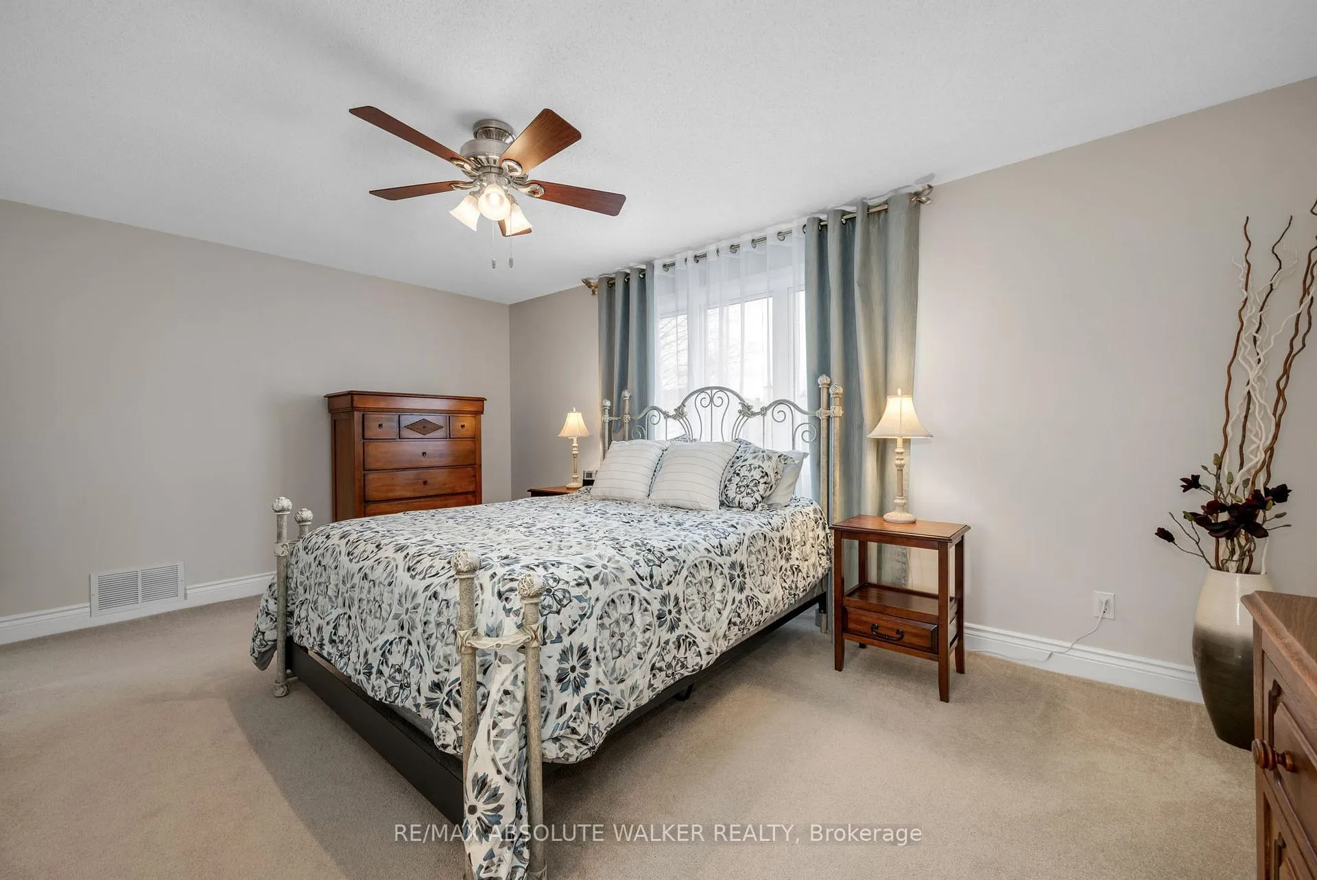 Photo 22 of 5935 Meadowglen Drive, Ottawa, Chapel Hill — HOMEH