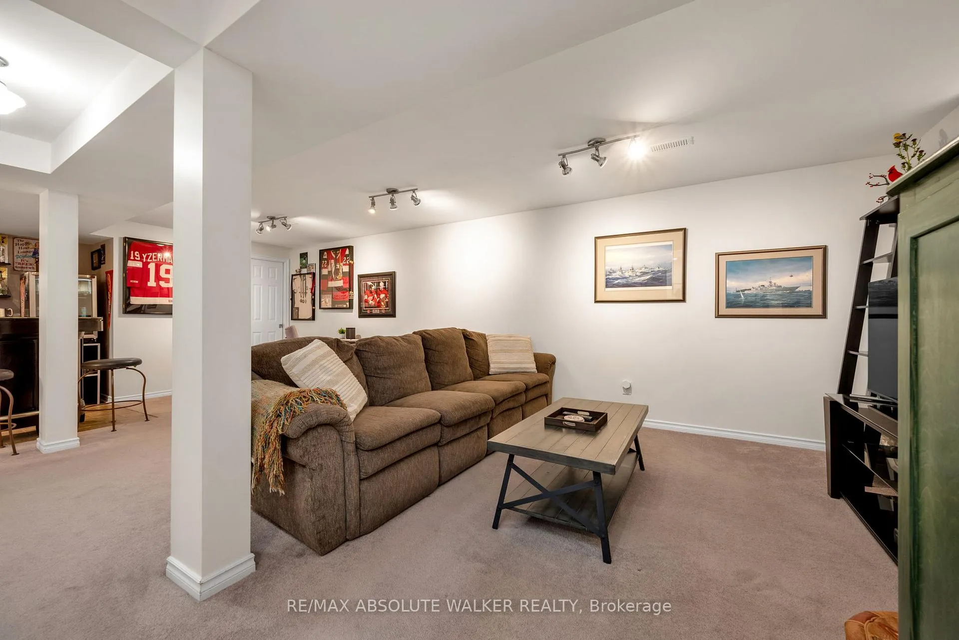 Photo 34 of 5935 Meadowglen Drive, Ottawa, Chapel Hill — HOMEH