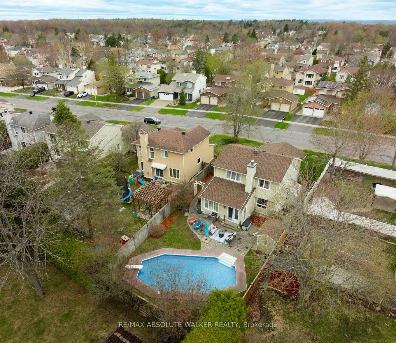 Photo 45 of 5935 Meadowglen Drive, Ottawa, Chapel Hill — HOMEH