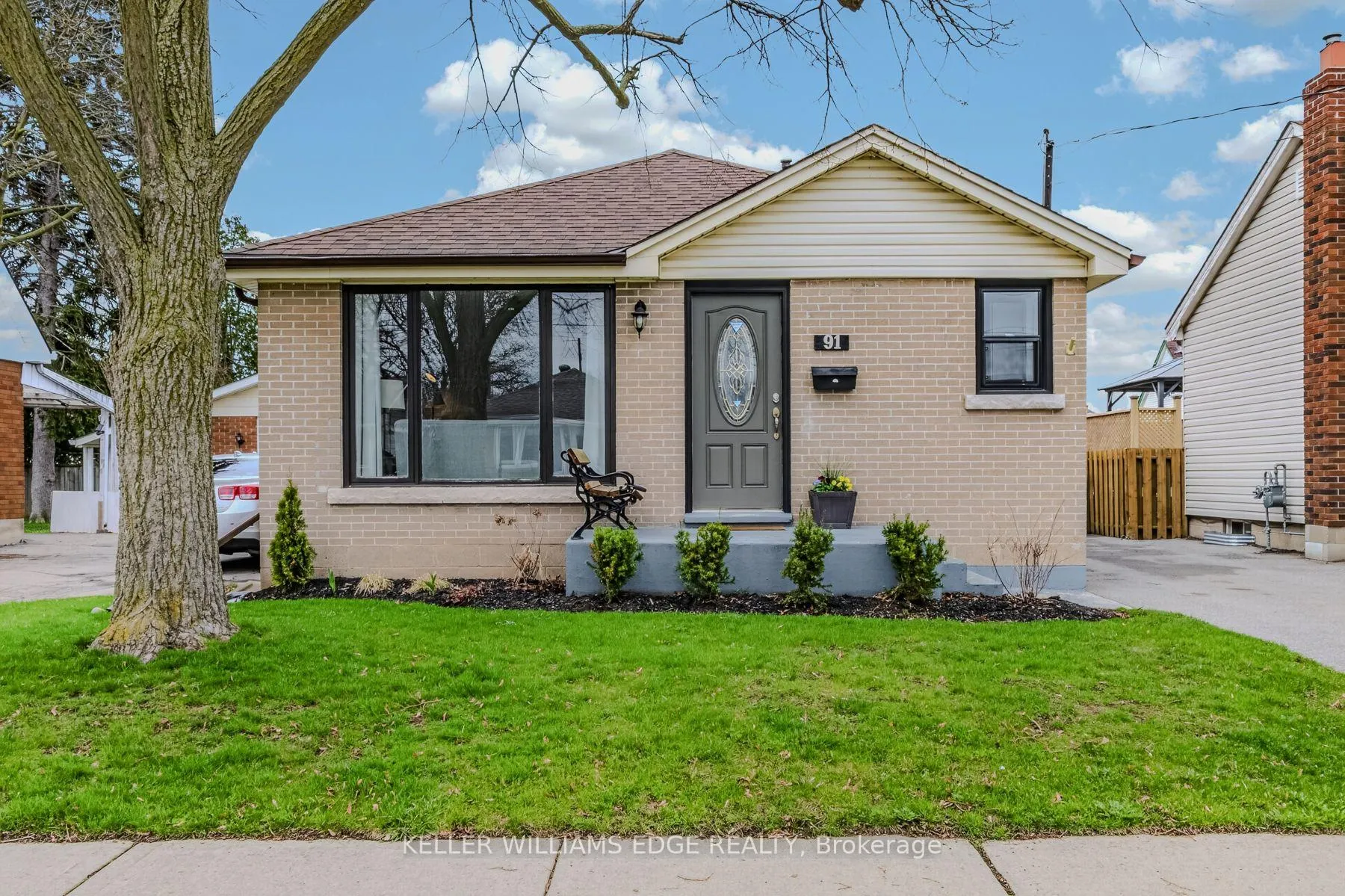 Photo 2 of 91 Ninth Avenue, Brantford — HOMEH