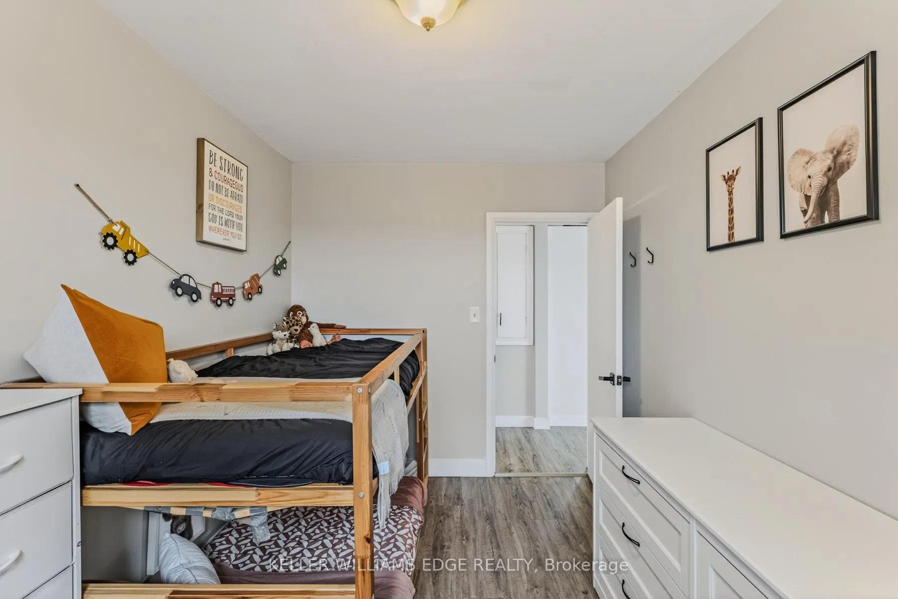 Photo 18 of 91 Ninth Avenue, Brantford — HOMEH
