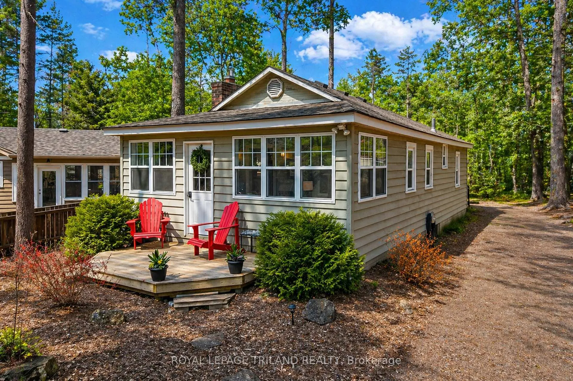 Front of 10264 Beach O Pines Road