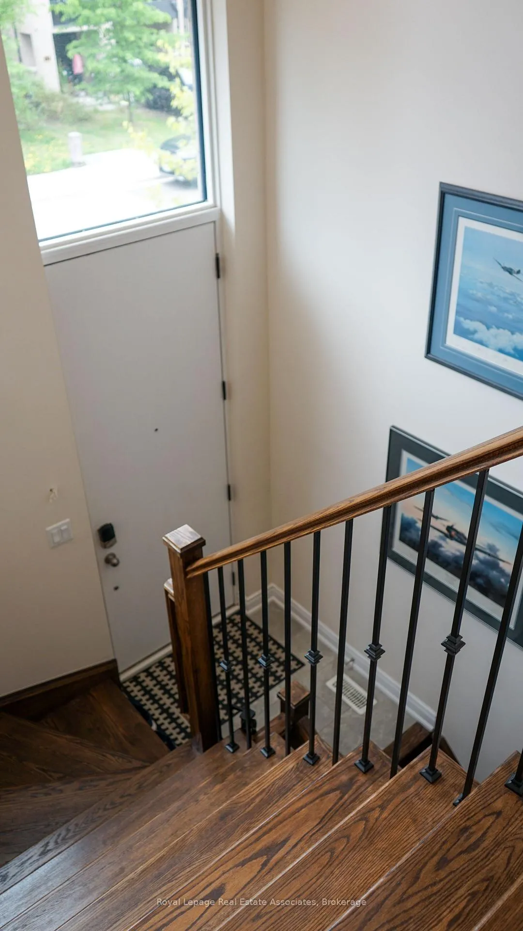 Photo 3 of 72 Pony Farm Drive, Etobicoke, Willowridge-Martingrove-Richview — HOMEH