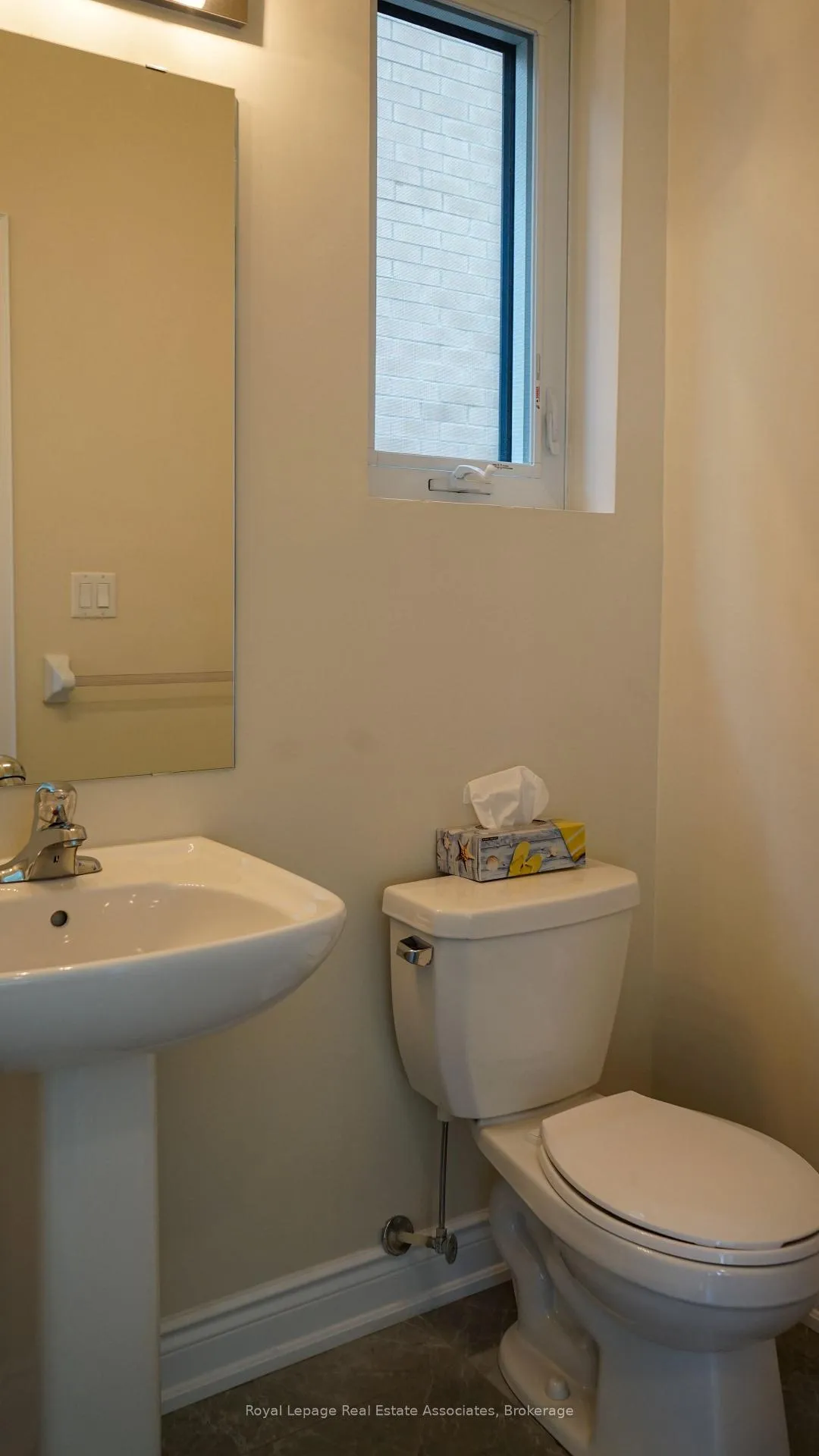 Photo 8 of 72 Pony Farm Drive, Etobicoke, Willowridge-Martingrove-Richview — HOMEH