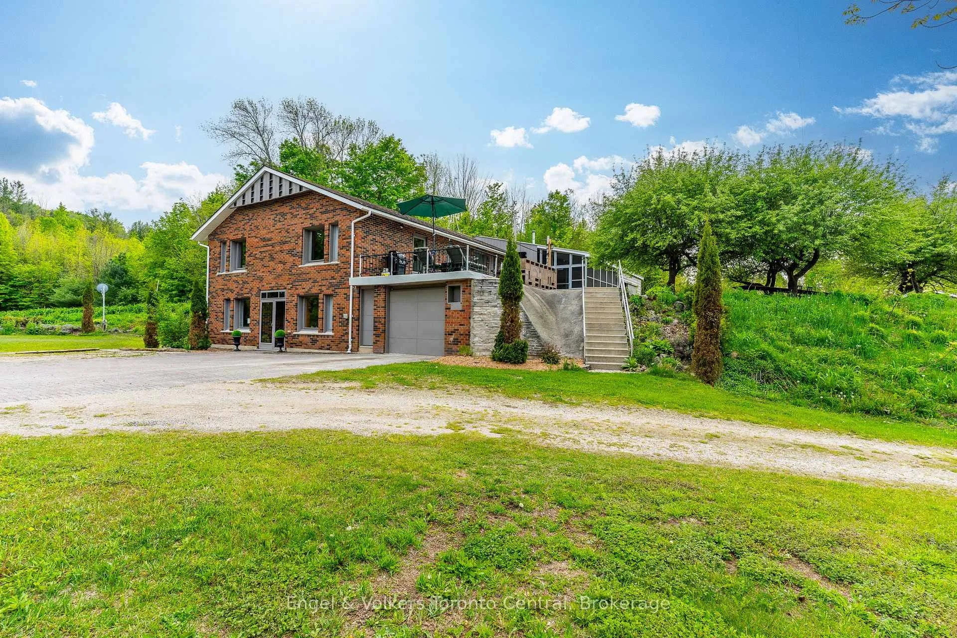 Photo 2 of 215588 Concession 4, Chatsworth — HOMEH