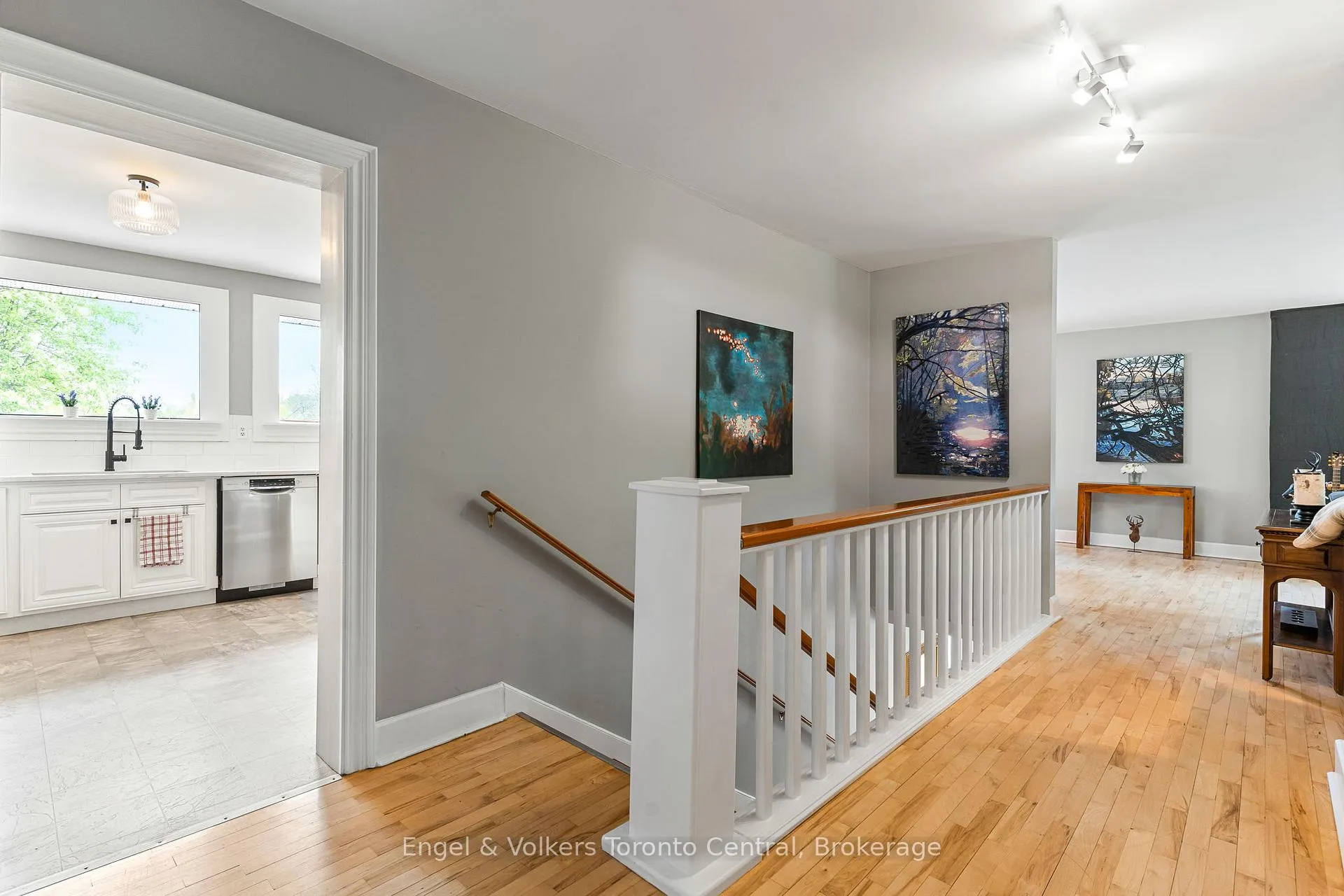 Photo 5 of 215588 Concession 4, Chatsworth — HOMEH