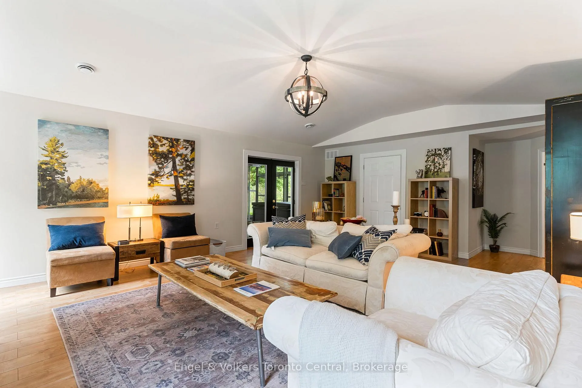 Photo 17 of 215588 Concession 4, Chatsworth — HOMEH