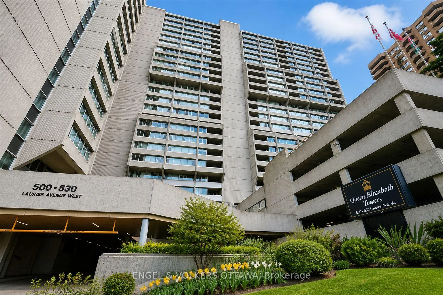 Front of Unit 609, 500 Laurier Avenue W