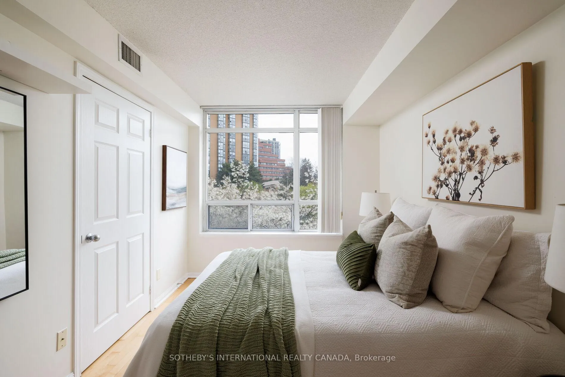 Photo 25 of Unit 201, 153 Beecroft Road, North York, Lansing-Westgate — HOMEH