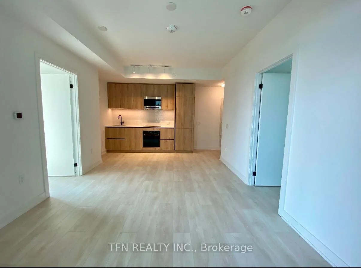 Photo 2 of Unit 1209S, 127 Broadway Avenue, Toronto, Mount Pleasant West — HOMEH