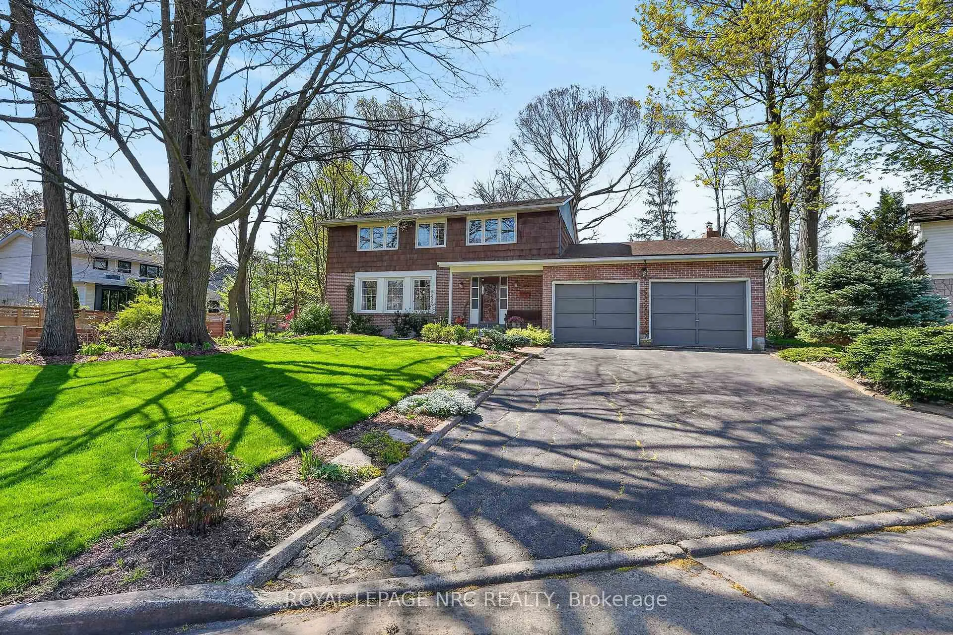 Photo 48 of 10 Briarfield Crescent, St. Catharines, Glendale/Glenridge — HOMEH